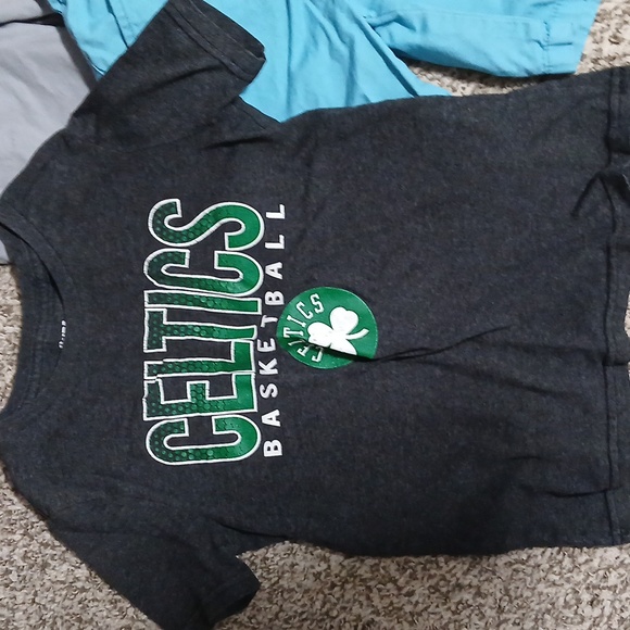 Kids Graphic Tees and Shorts Set Size 6 summer bundle - Picture 3 of 11